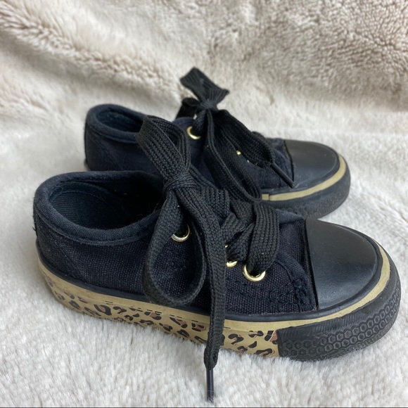 Black & Leopard 🖤 - Picture 1 of 6